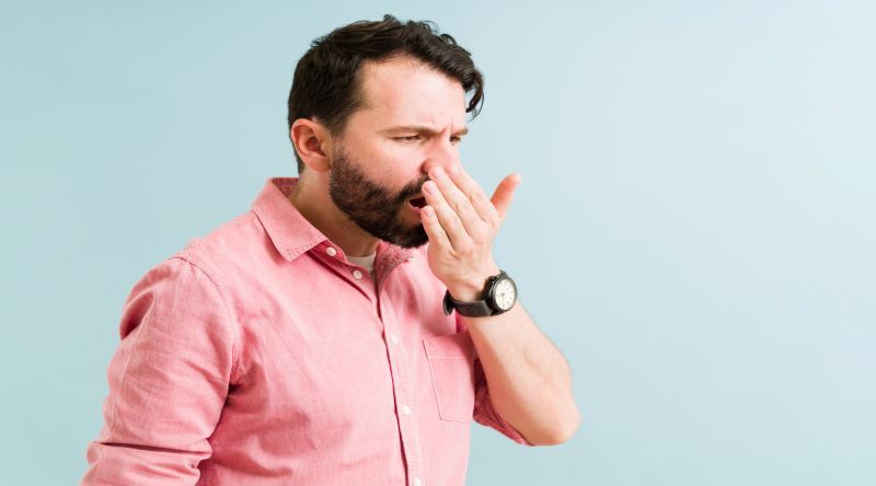 Die Ursachen von Mundgeruch liegen bei der überwiegenden Mehrheit der Betroffenen im Mundraum